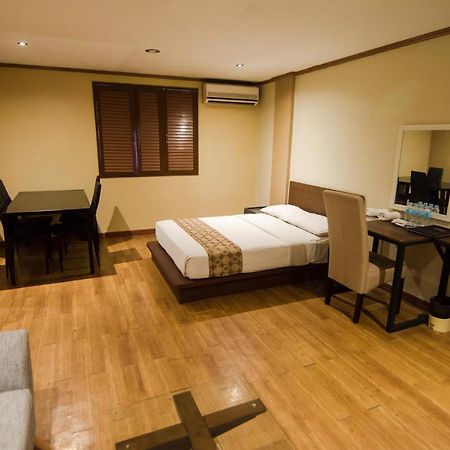 Dg Grami Hotel Paranaque City 外观 照片