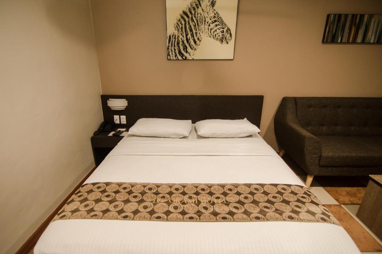 Dg Grami Hotel Paranaque City 外观 照片