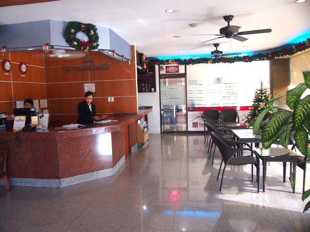 Dg Grami Hotel Paranaque City 外观 照片